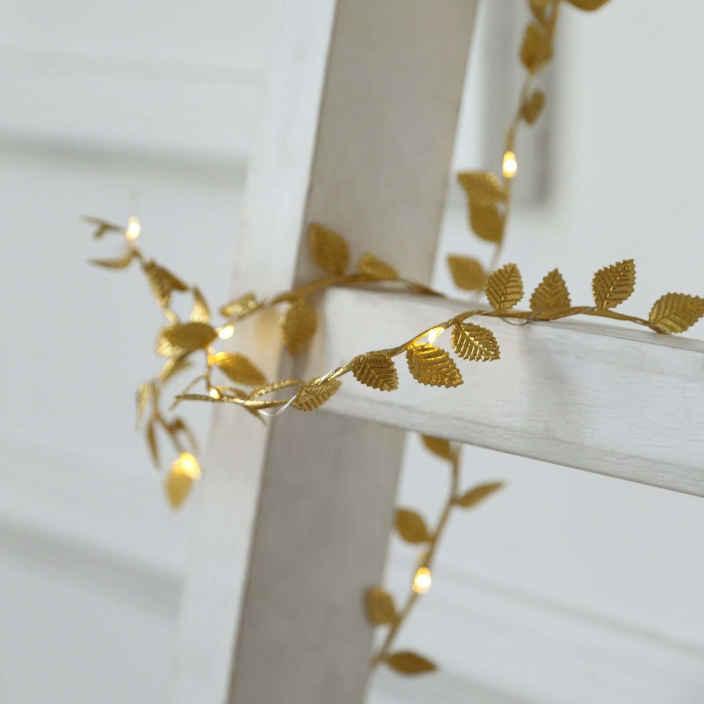 40 LED Garland String Lights Rose Leaf Design Metallic Gold Warm White - Battery Operated Hanging Décor 15ft